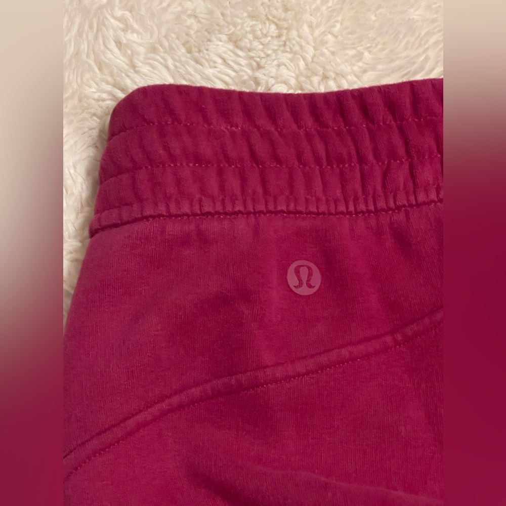 Lululemon Loungeful Straight Leg Pant  Magenta Purple Size :14 - Picture 8 of 11